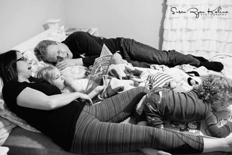 Deerfield IL Family Lifestyle Photos Reading Books Before Bed