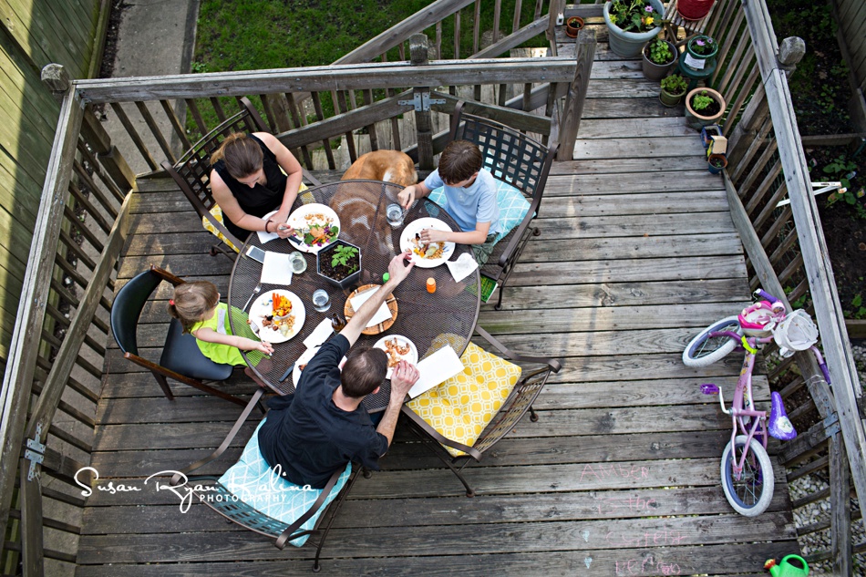 Chicago IL - Family Dinner Time