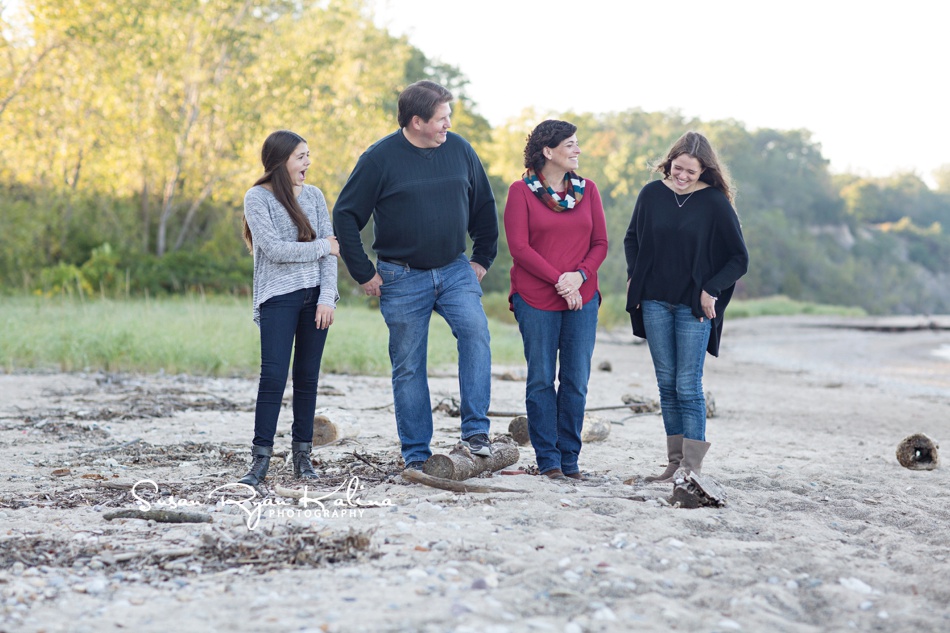 Lake Forest IL Family Photography Fort Sheridan Beach Family Laughing
